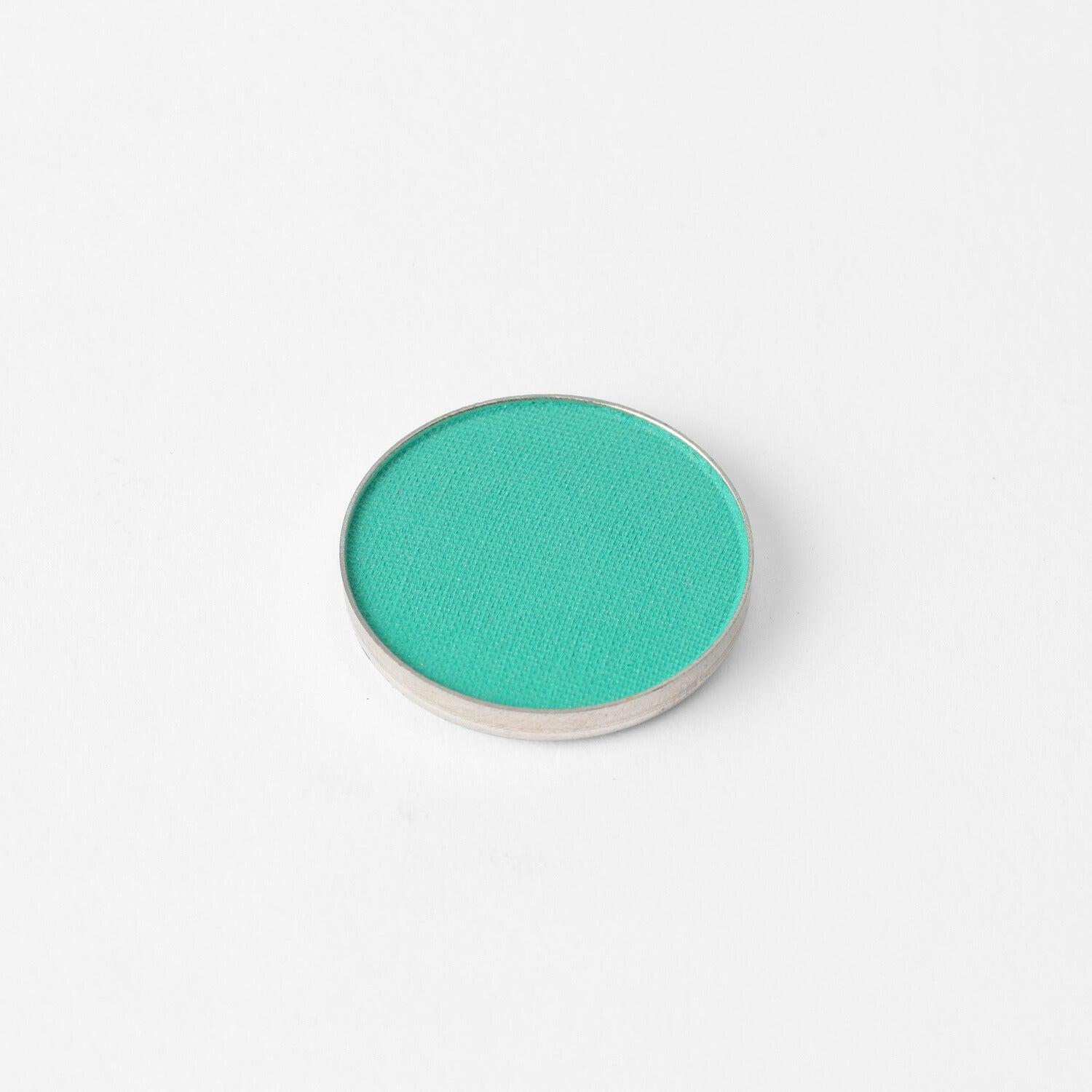 Glow Pressed Eyeshadow: Buildable Long-Lasting Luminous Pigment