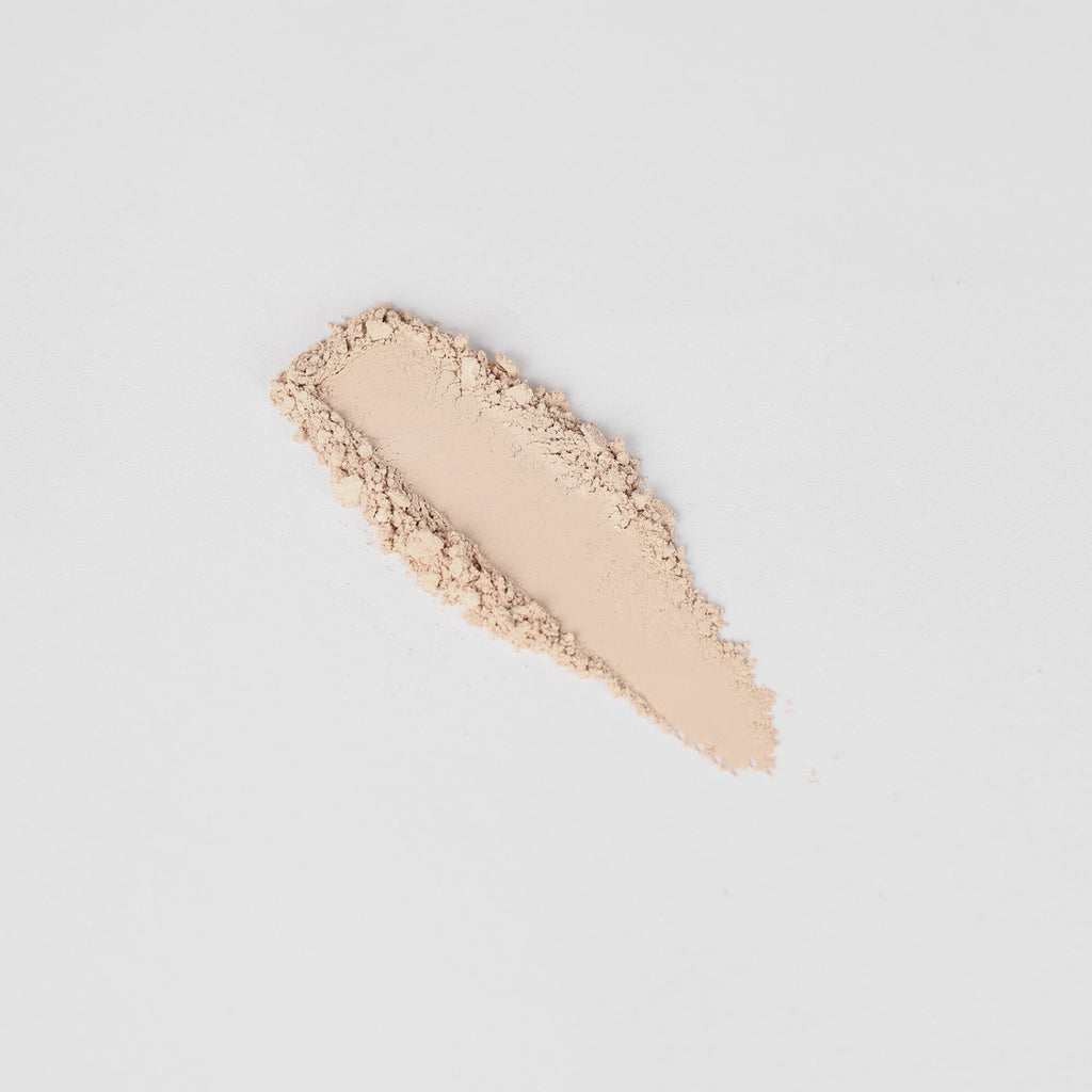Glow Pressed Eyeshadow: Buildable Long-Lasting Luminous Pigment