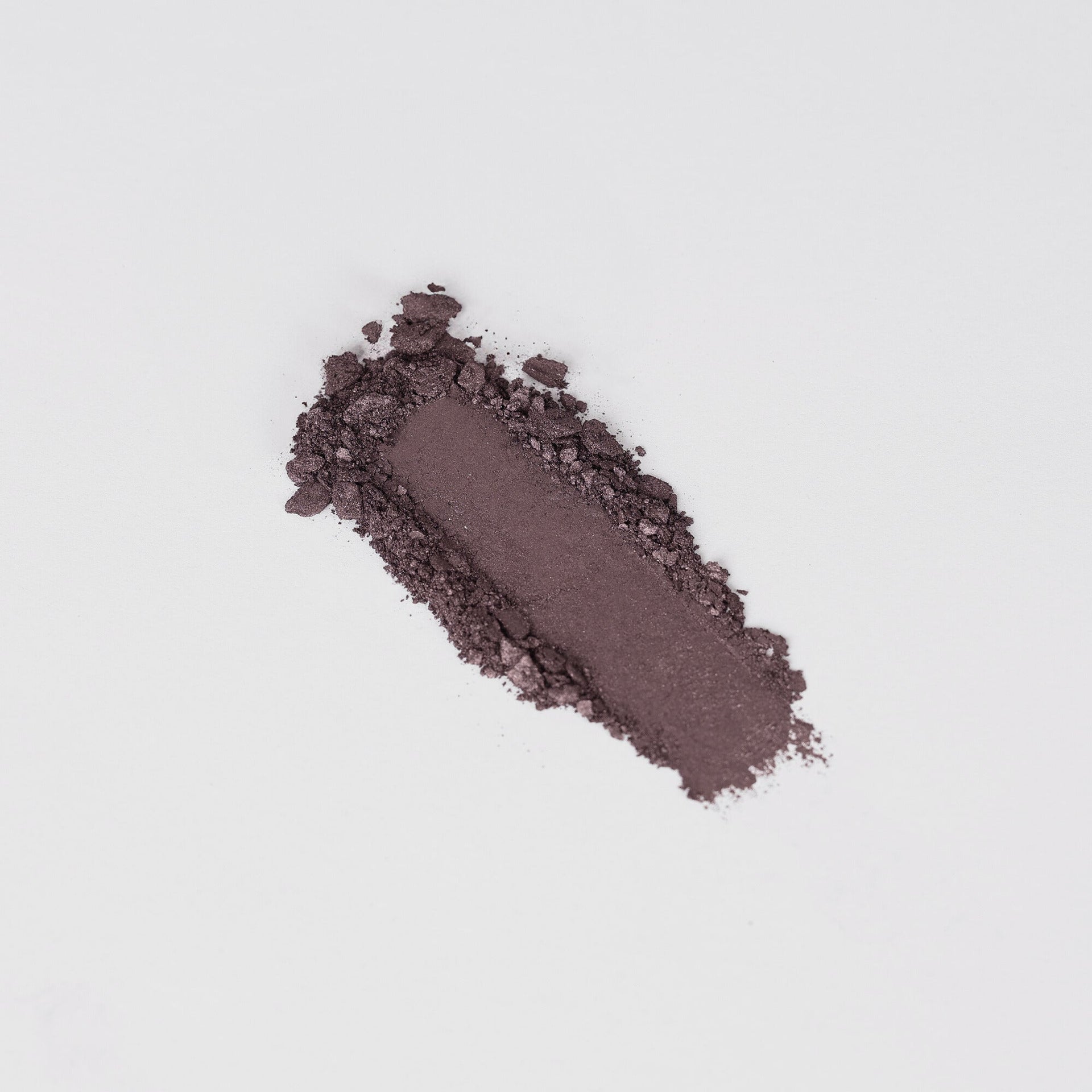 Glow Pressed Eyeshadow: Buildable Long-Lasting Luminous Pigment