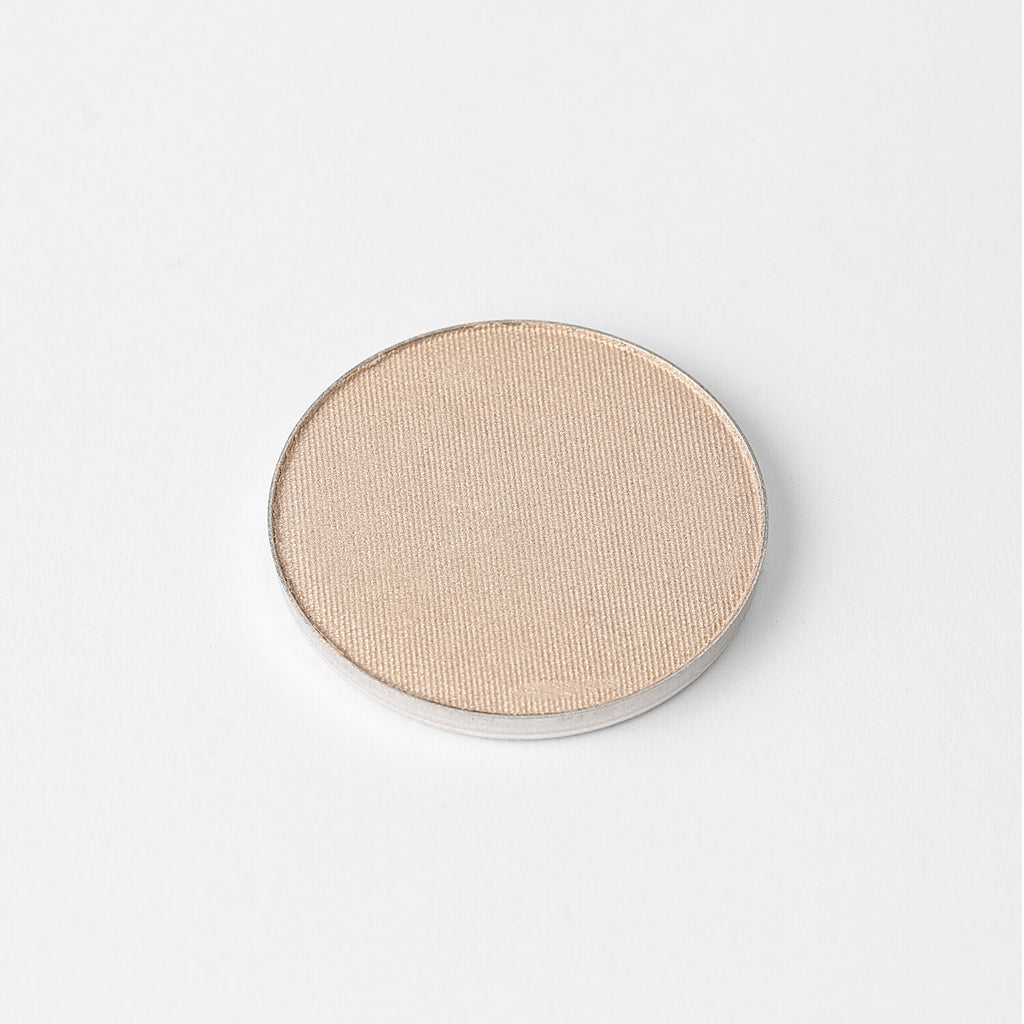 Buildable Vegan Highlighter: Glow and Matte Finishes