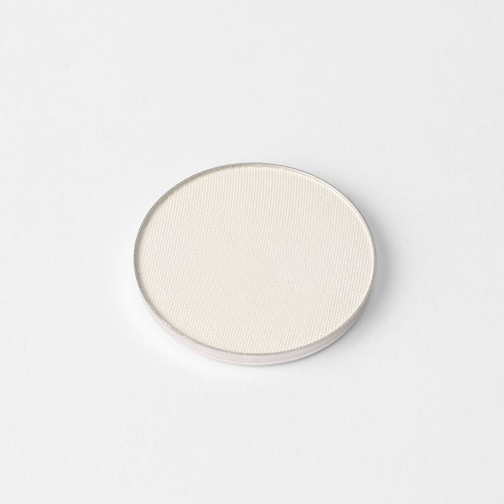 Buildable Vegan Highlighter: Glow and Matte Finishes