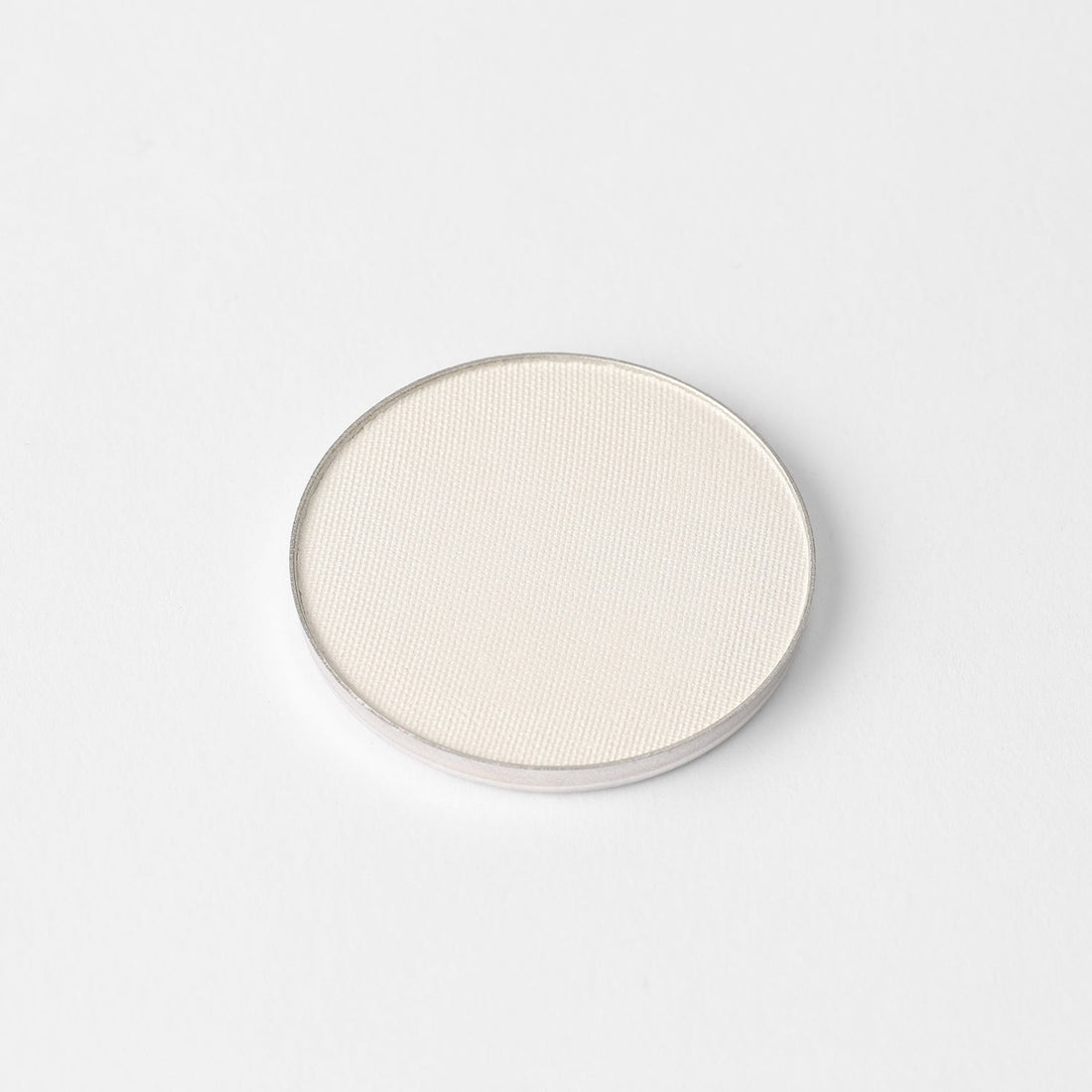 Buildable Vegan Highlighter: Glow and Matte Finishes