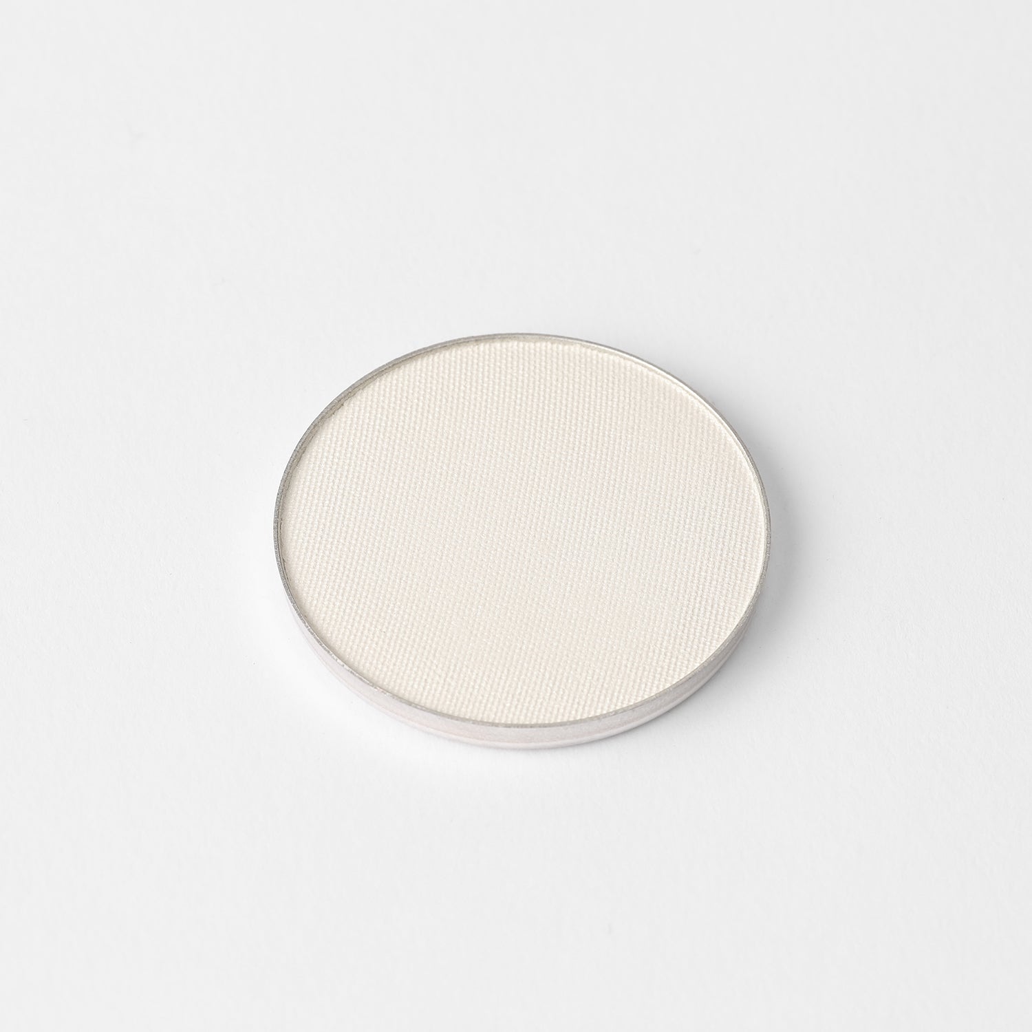 Buildable Vegan Highlighter: Glow and Matte Finishes