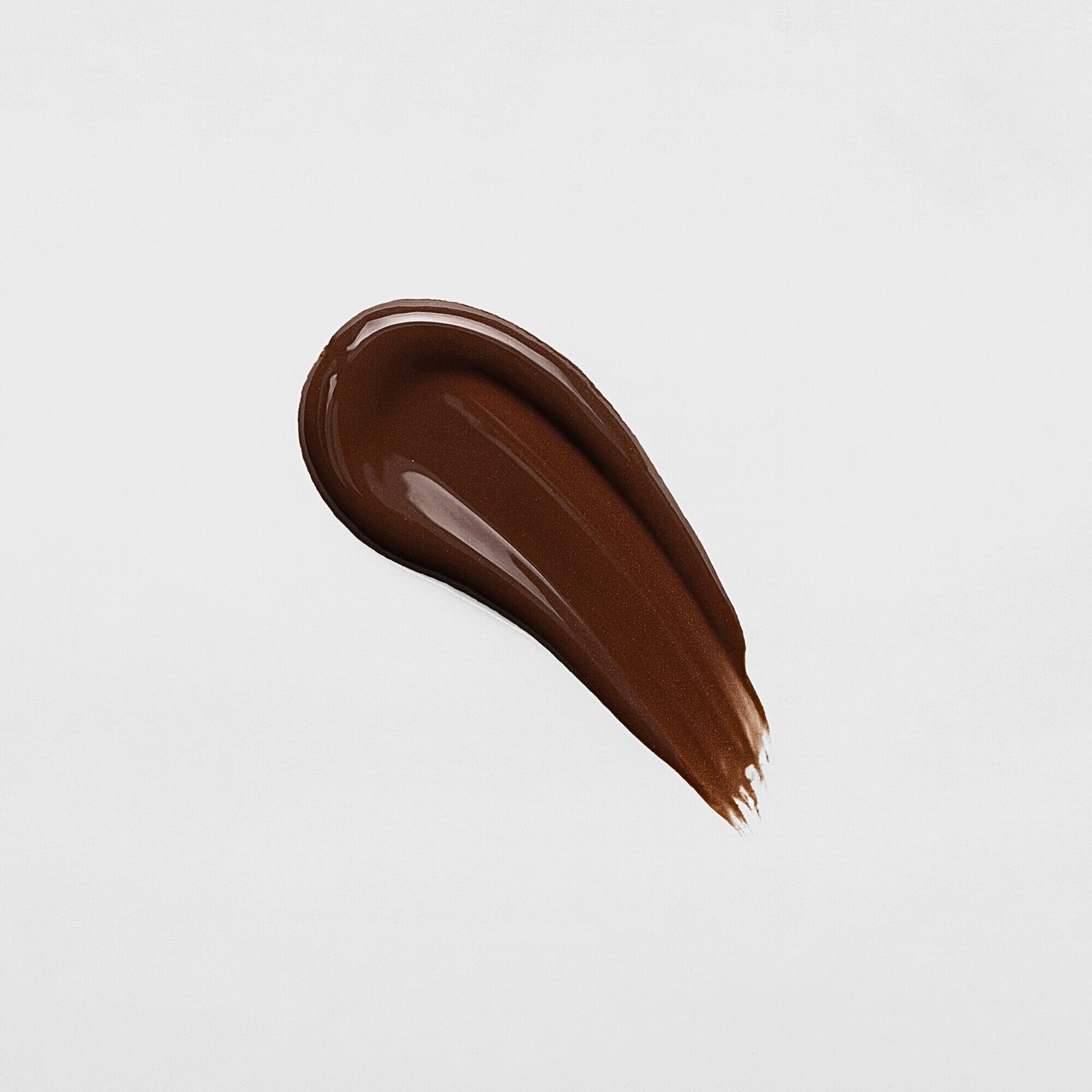 High-Shine Vegan Lip Gloss Wand for Nourished Lips