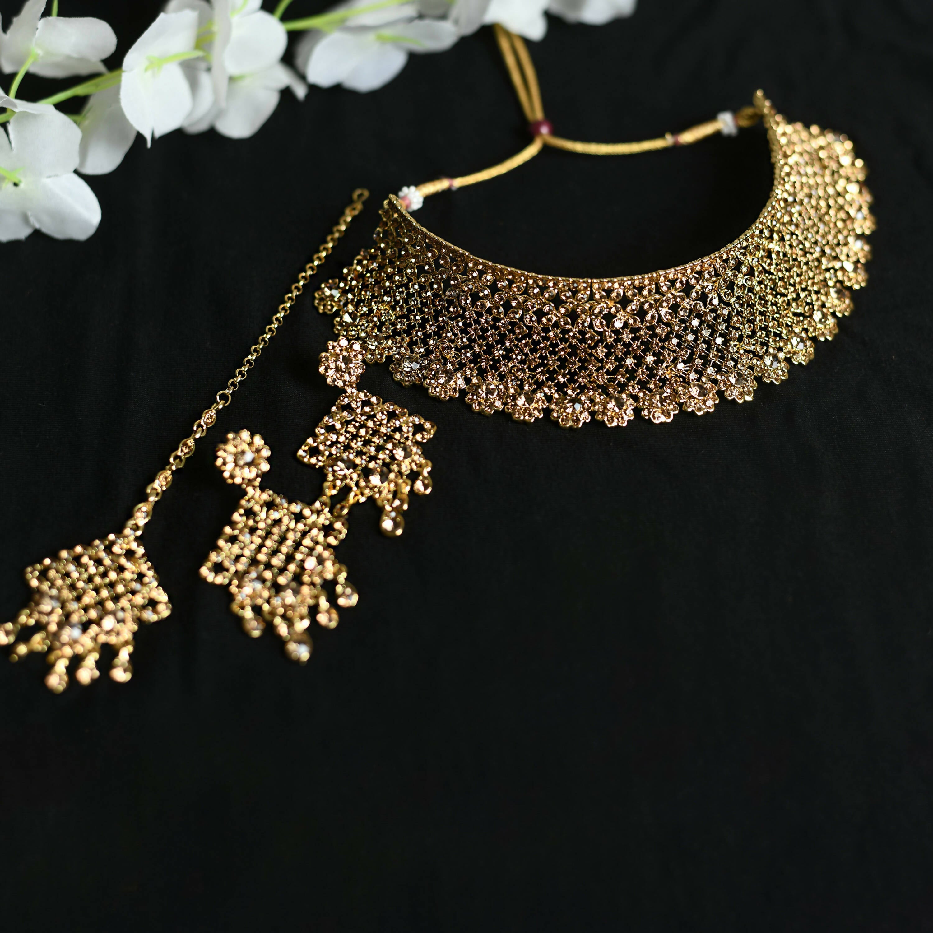 Traditional Rajwadi Golden Choker Necklace Set with White Detail