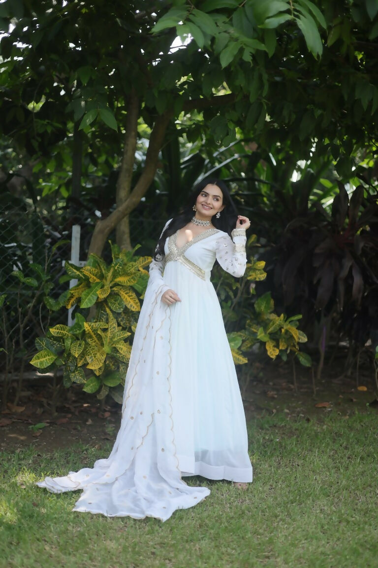 Women's White Faux Blooming Sequins Zari Embroidered Anarkali Dress