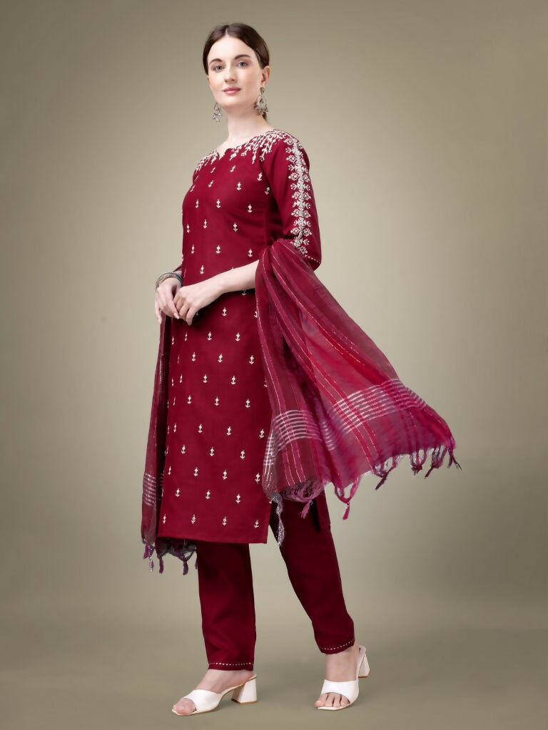 Women's Maroon Cotton Blend Embroidered Kurta Set with Sequence