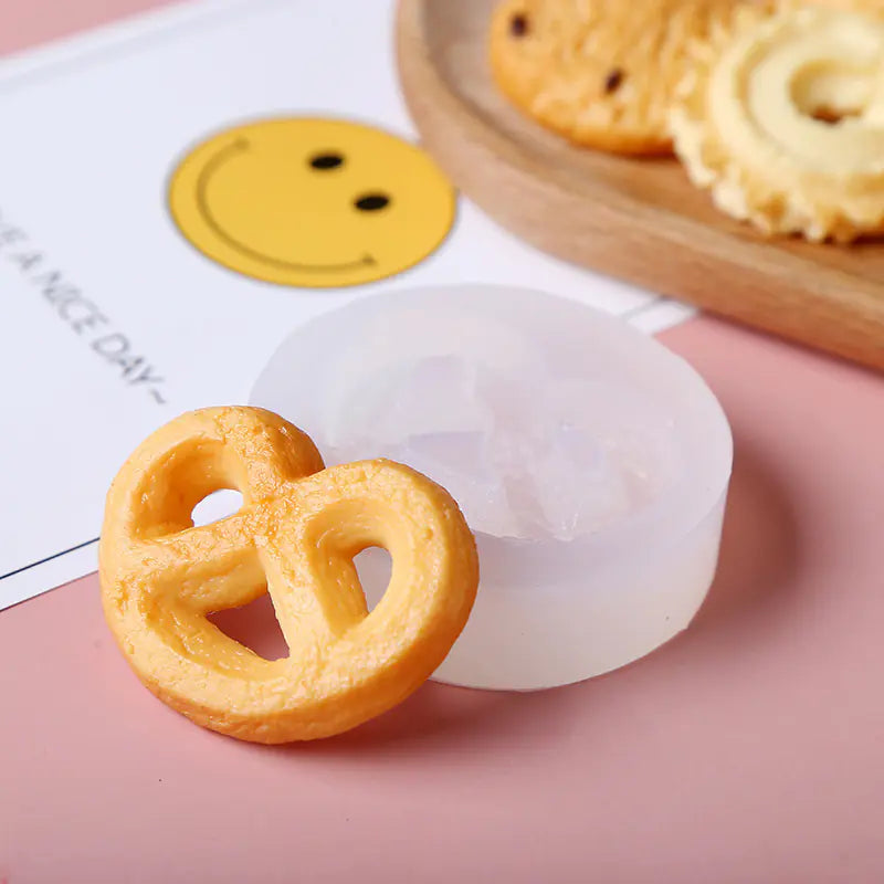 Creative Cake and Cookie Mold for Baking Decoration