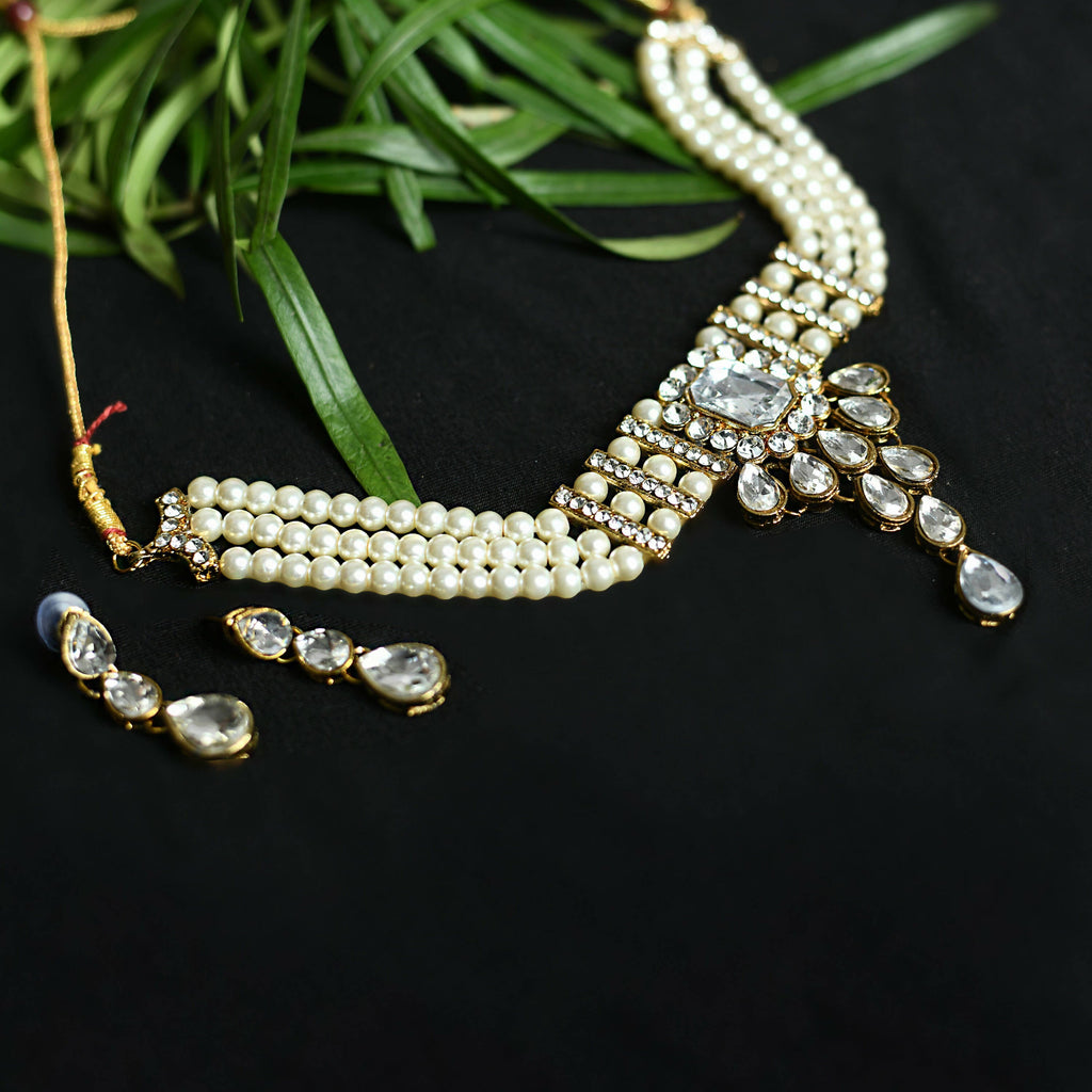 Gold-Polished Brass Kundan Stone Choker Necklace for Women