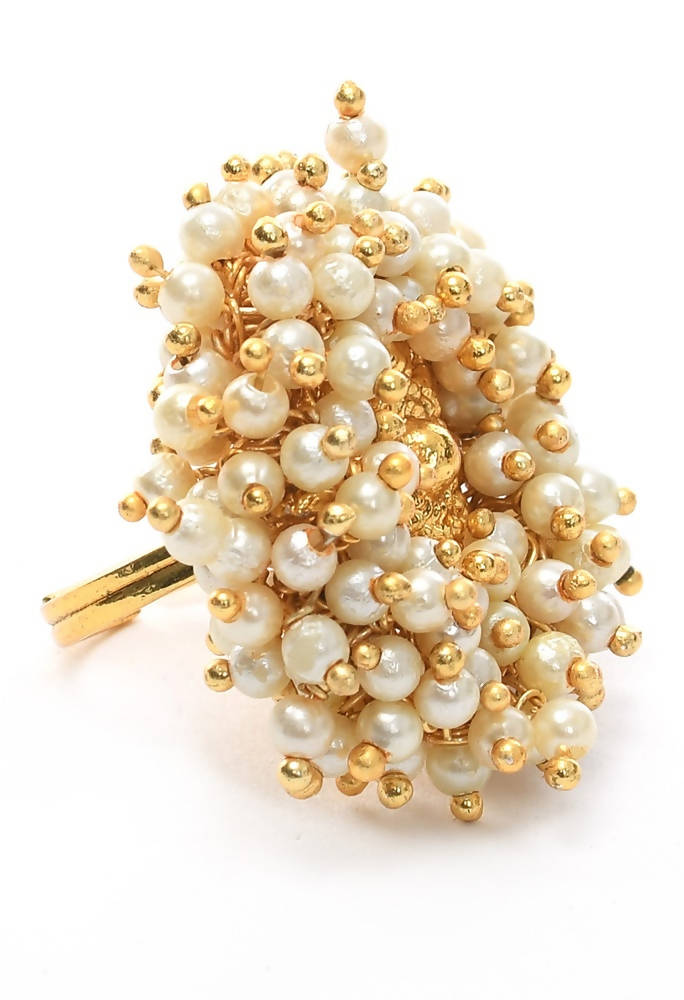 Gold-Plated Statement Ring with Pearls – Elegant Brass Jewelry
