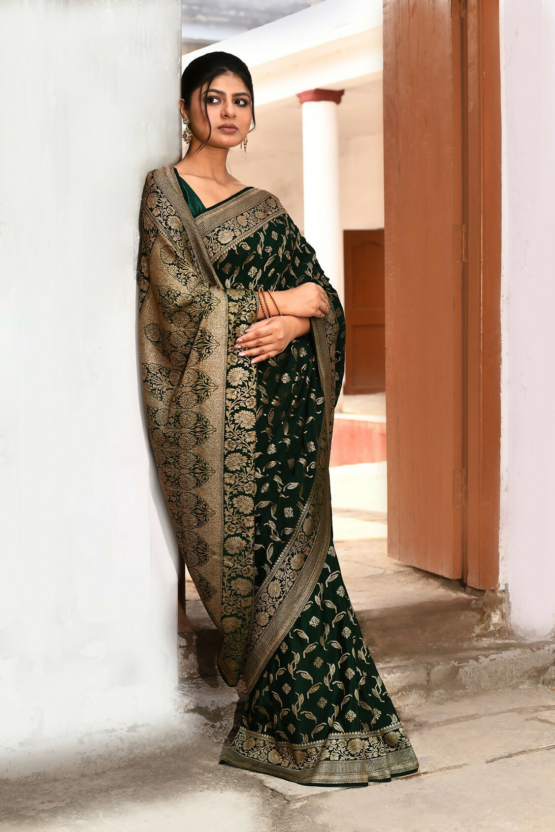 Emerald Green Crepe Chiffon Handloom Banarasi Saree