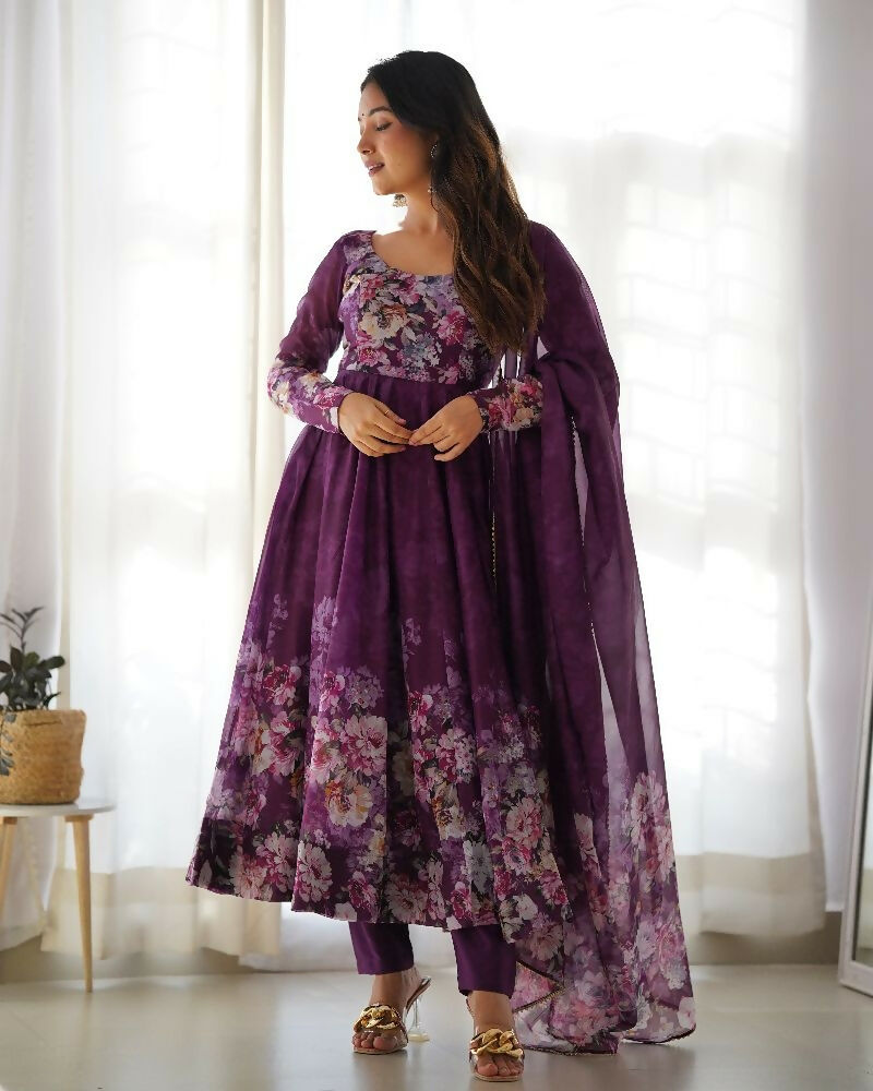 Wine Organza Kurta Set with Sequin Embroidery 3-Piece Outfit