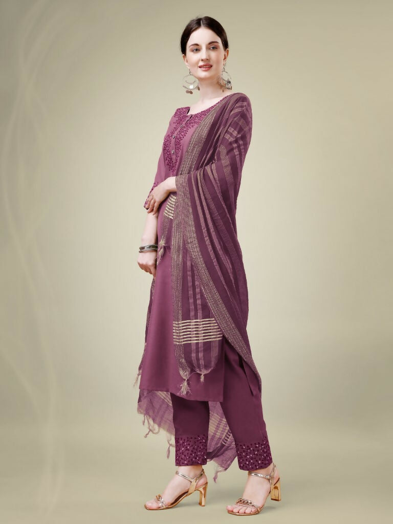 Onion Pink Embroidered Cotton Blend Straight Kurta Set with Dupatta
