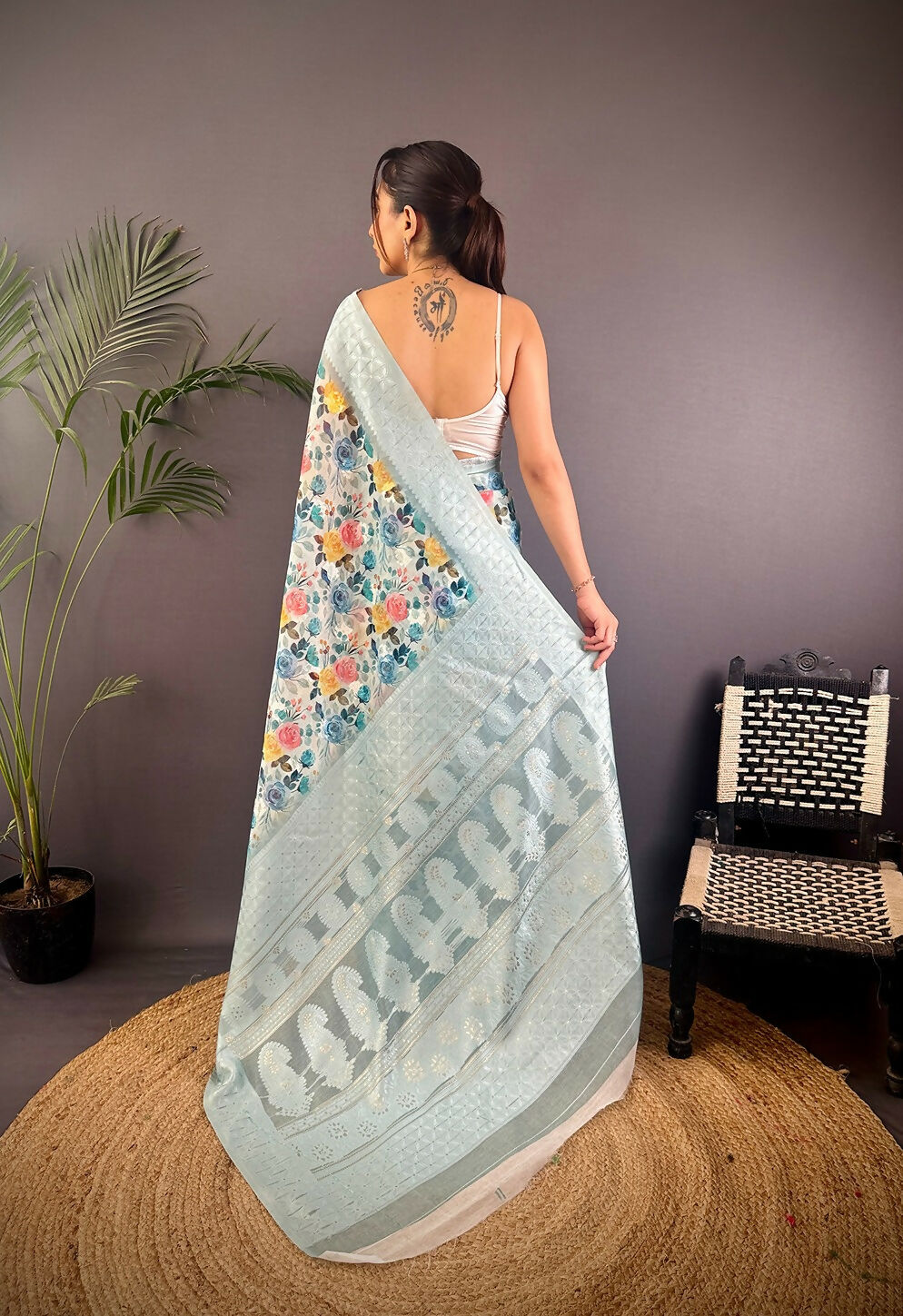 Grey Floral Motifs Banarasi Silk Saree with Unstitched Blouse