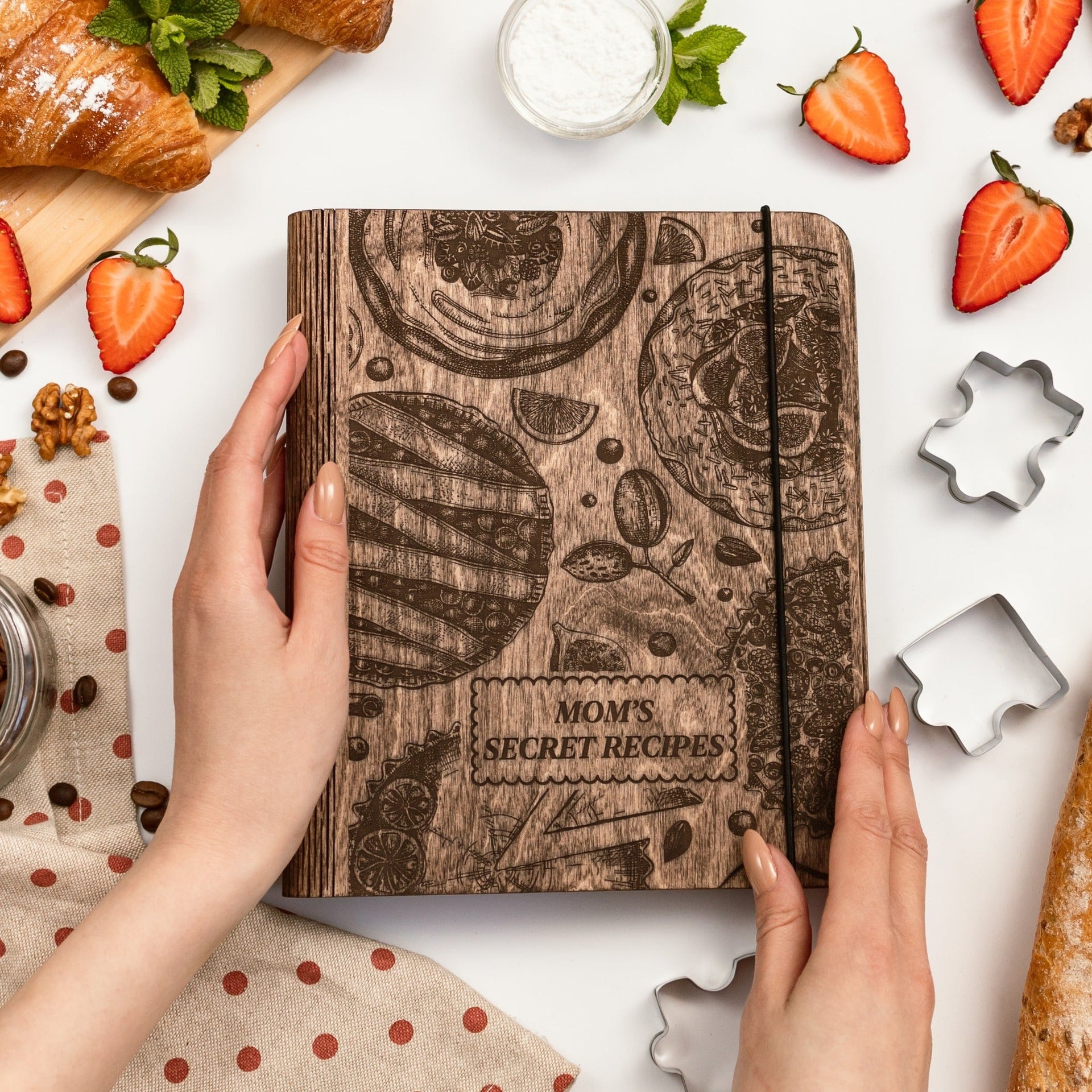 Minimalist Wood Recipe Book for Tart and Pastry Baking