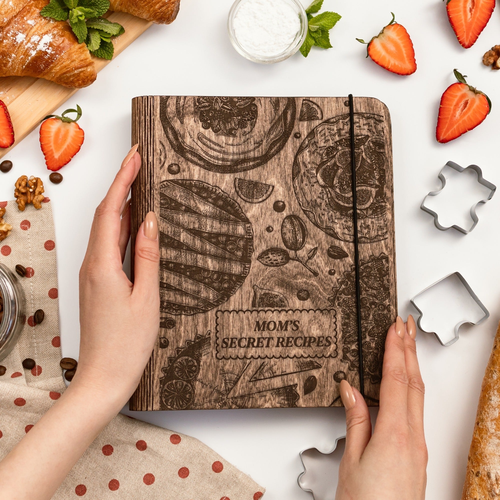 Minimalist Wood Recipe Book for Tart and Pastry Baking