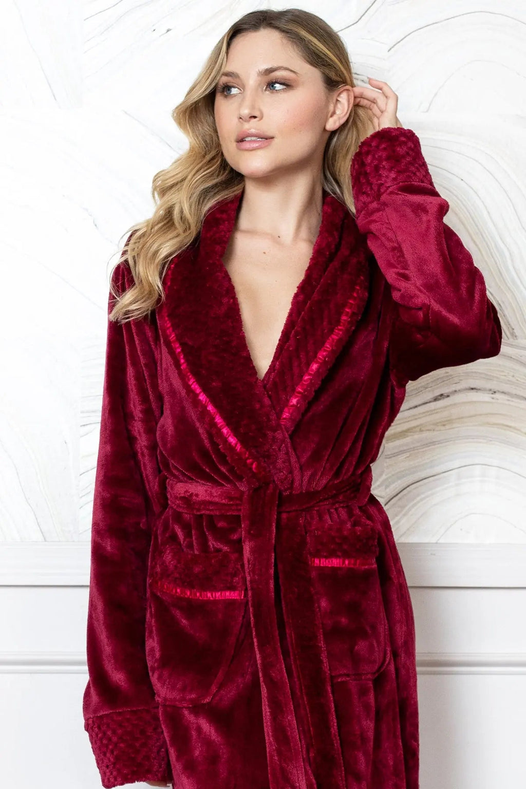 Women's Ultra Soft Plush Bathrobe - Cozy Loungewear Spa Robe - Image 2