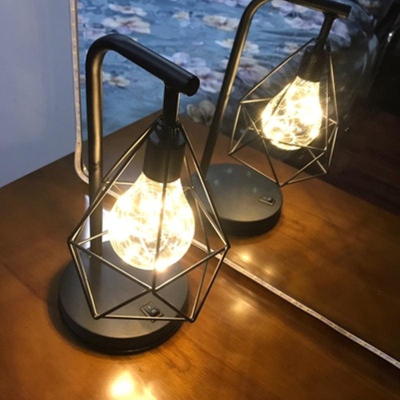 Vintage Iron Art Minimalist Table Lamp - Black Industrial Style