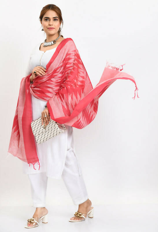 Women's Handloom Cotton Ikkat Dupatta in Pink