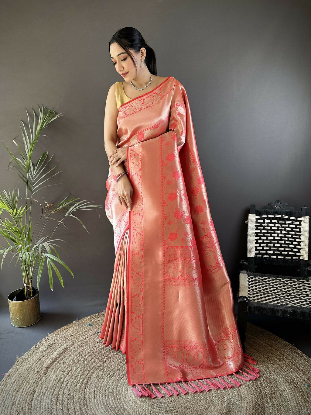 Onion Pink soft silk Banarasi saree with floral jall pattern