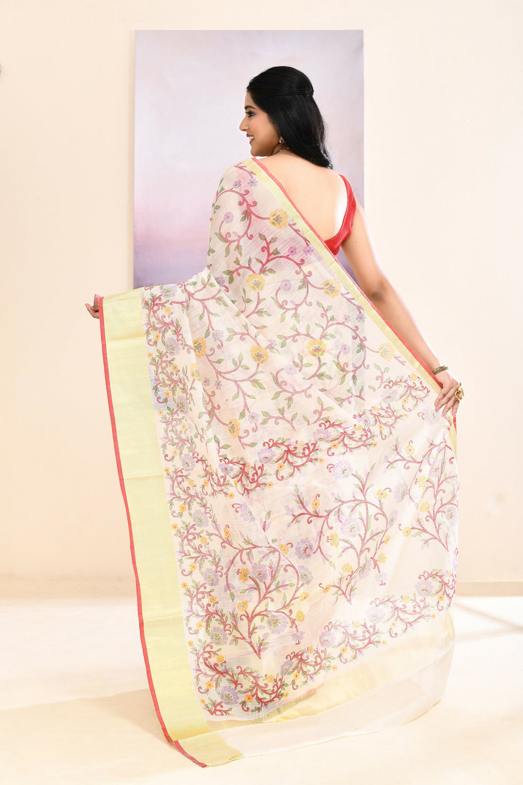 Women's White Embellished Printed Saree in Comfortable Cotton Blend