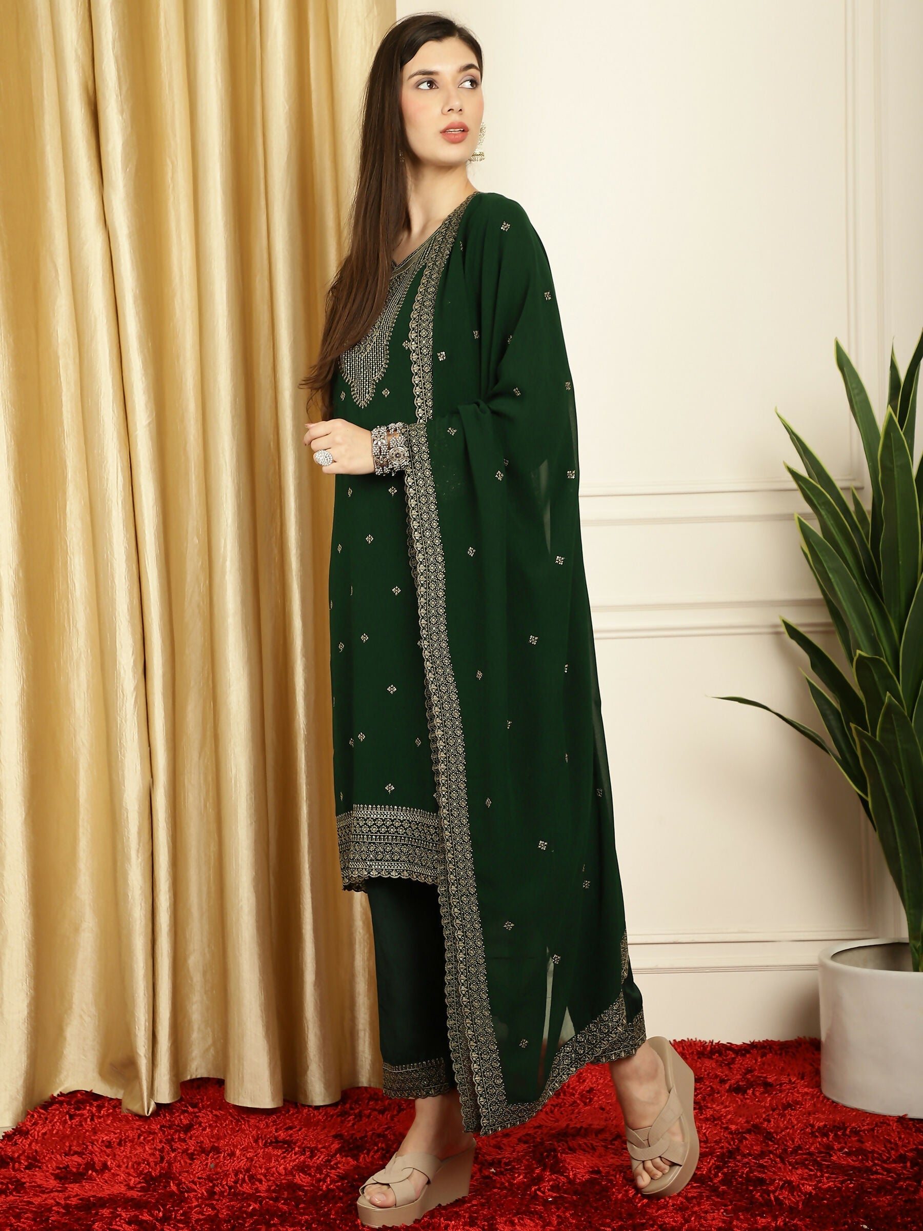 Women's Green Georgette Resham Thread & Sequin Kurta Set