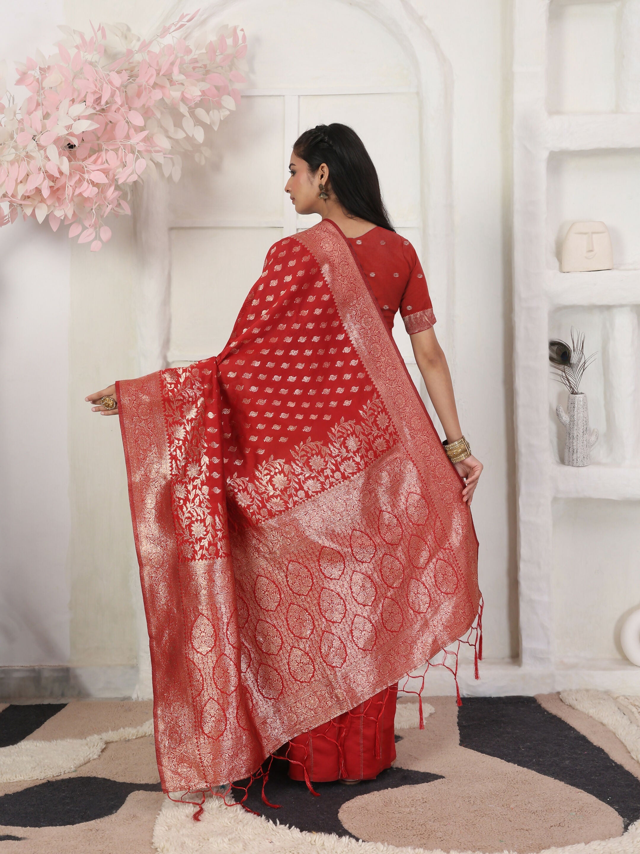 Classic Red Lichi Silk Saree with Matching Blouse Piece