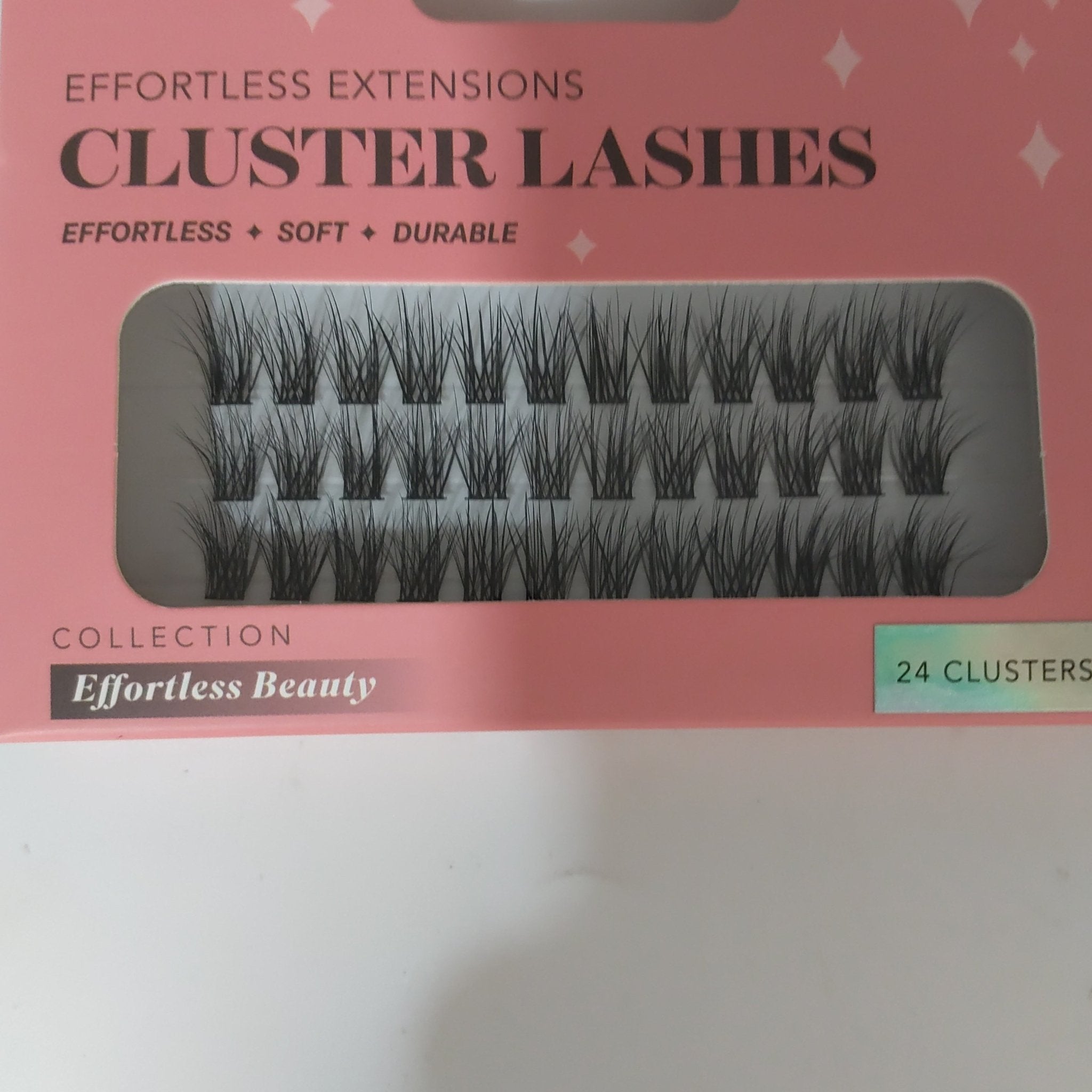 Sassi Cluster Lashes 24 pack, black, natural-looking eyelash extensions