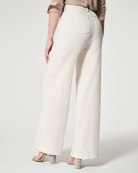 Seamed Front Wide Leg Jeans in Ecru