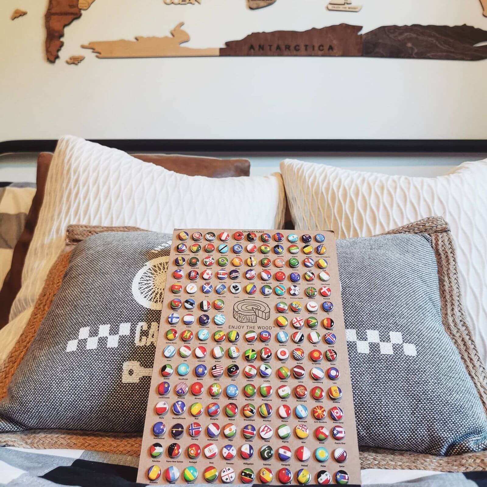 3D Wooden World Map Wall Art Set with Photo Frames and Pins