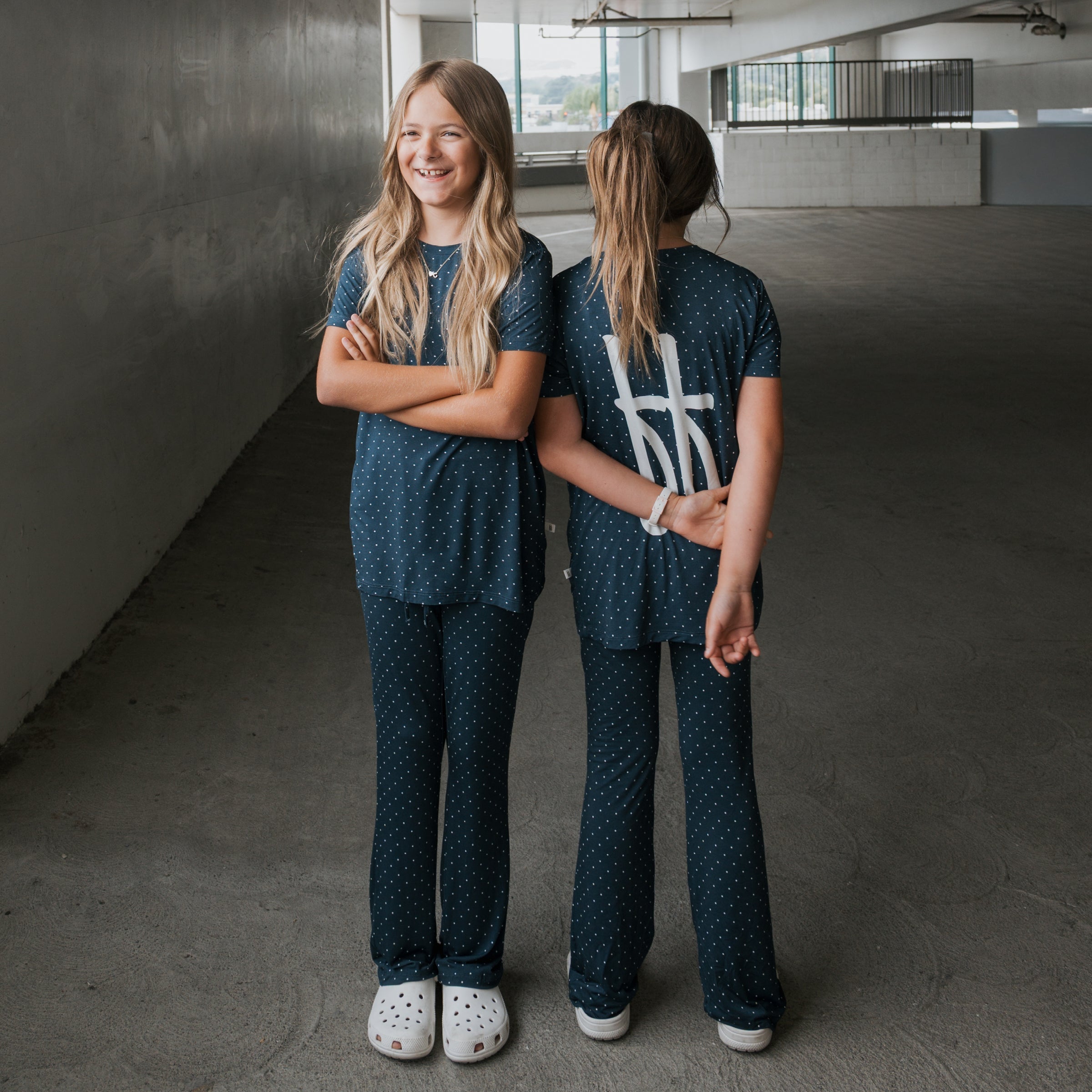Kids Bamboo Short Sleeve Lounge Set in Navy and White Polka Dot