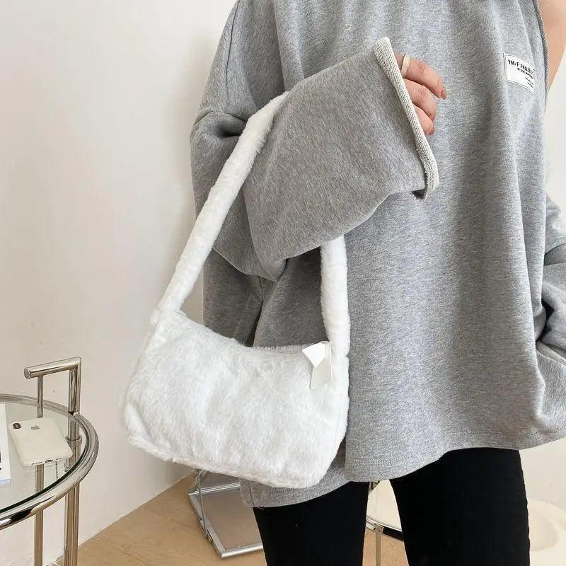 Fluffy Plush Shoulder Bag - Soft Winter Designer Clutch for Girls