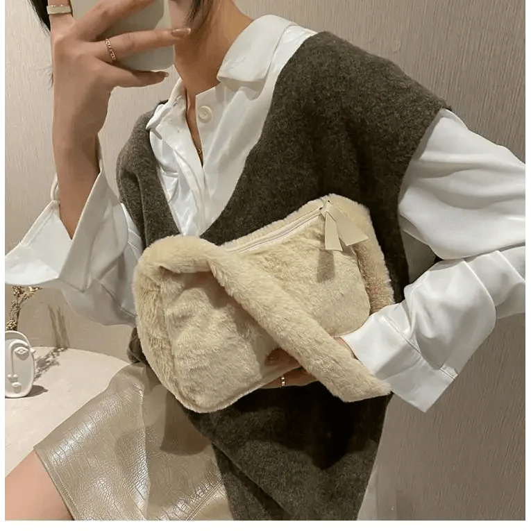 Fluffy Plush Shoulder Bag - Soft Winter Designer Clutch for Girls
