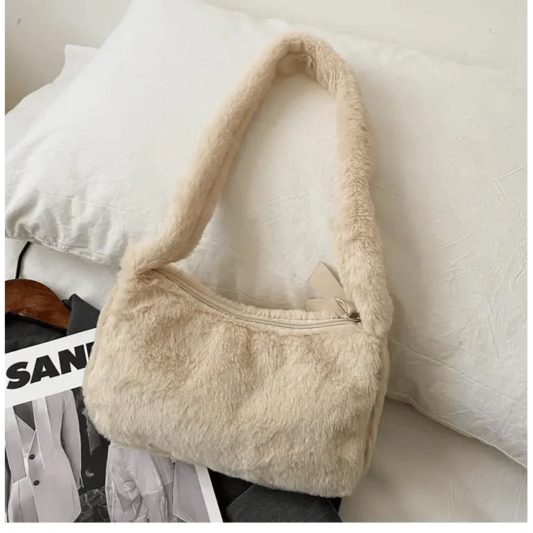 Fluffy Plush Shoulder Bag - Soft Winter Designer Clutch for Girls