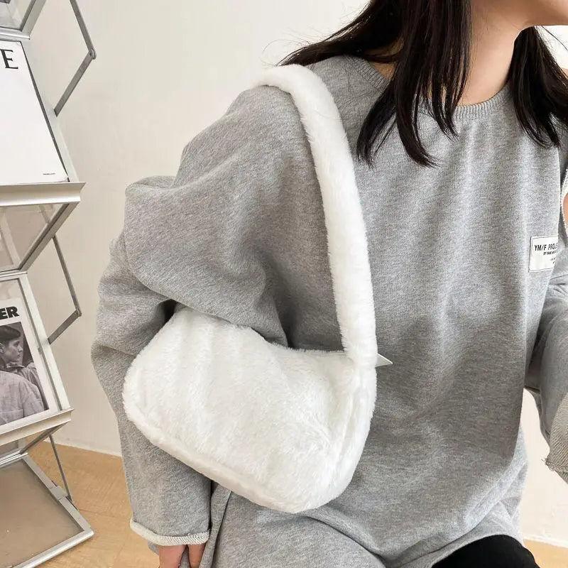 Fluffy Plush Shoulder Bag - Soft Winter Designer Clutch for Girls