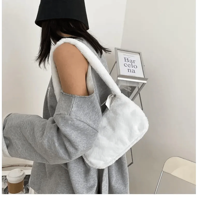 Fluffy Plush Shoulder Bag - Soft Winter Designer Clutch for Girls