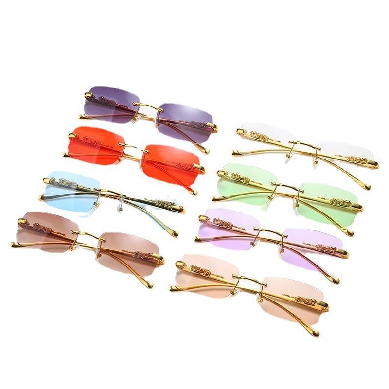 Vintage Square Metal Frame Sunglasses for Men and Women
