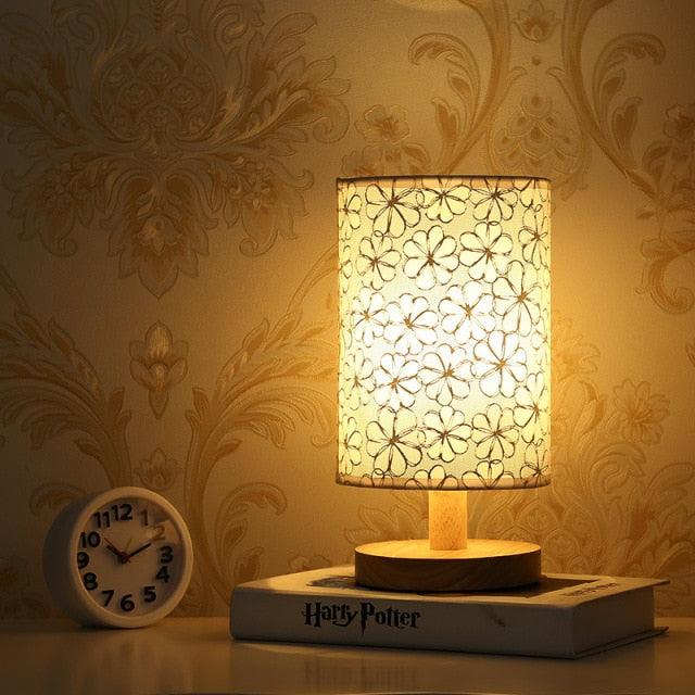 Simple Modern Solid Wood LED Desk Lamp with Dimming