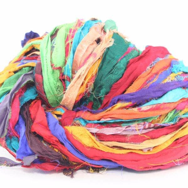 Simple Sari Cowl Crochet Pattern – Vibrant Multi-Color Scarf