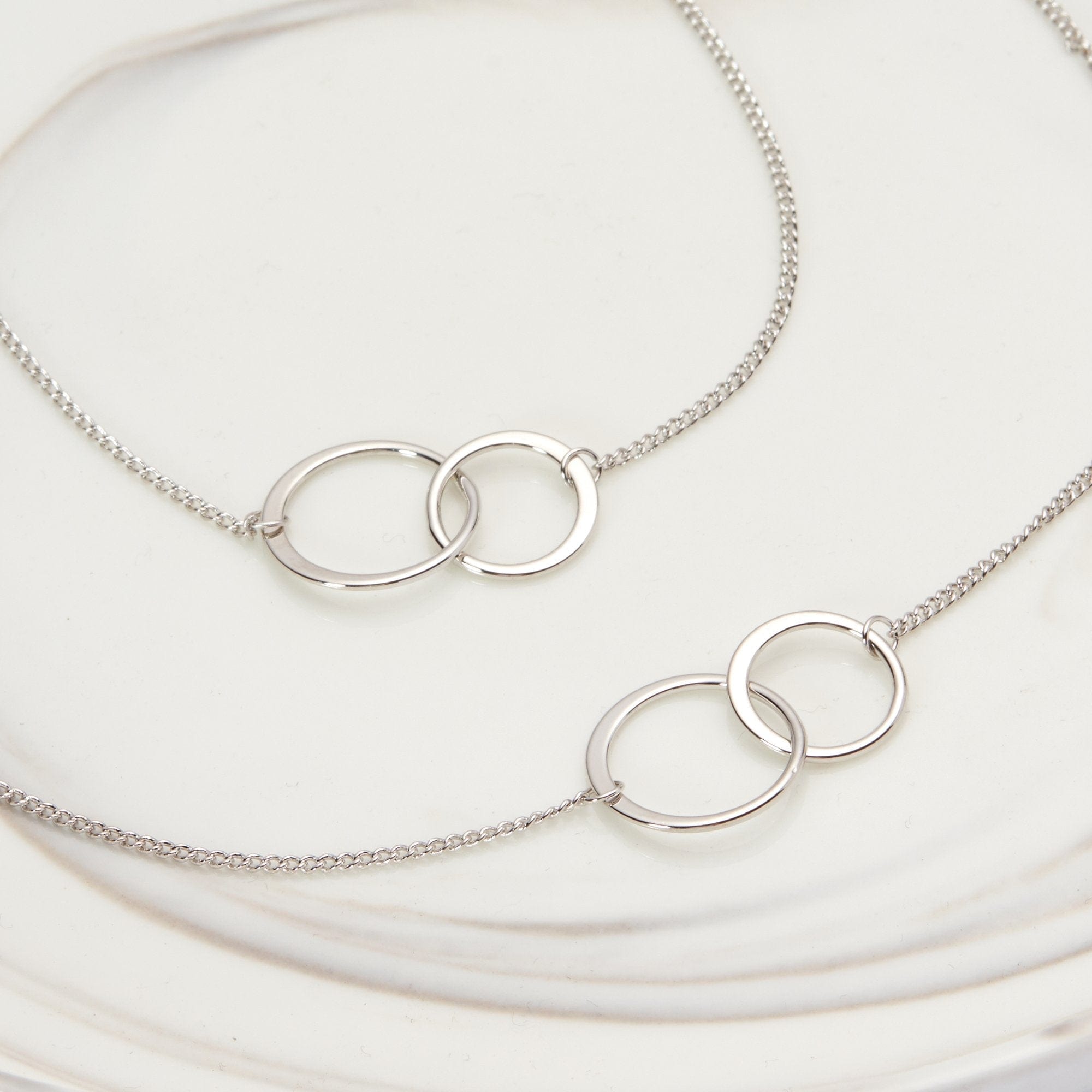 Sisters Double Circles Necklace Set