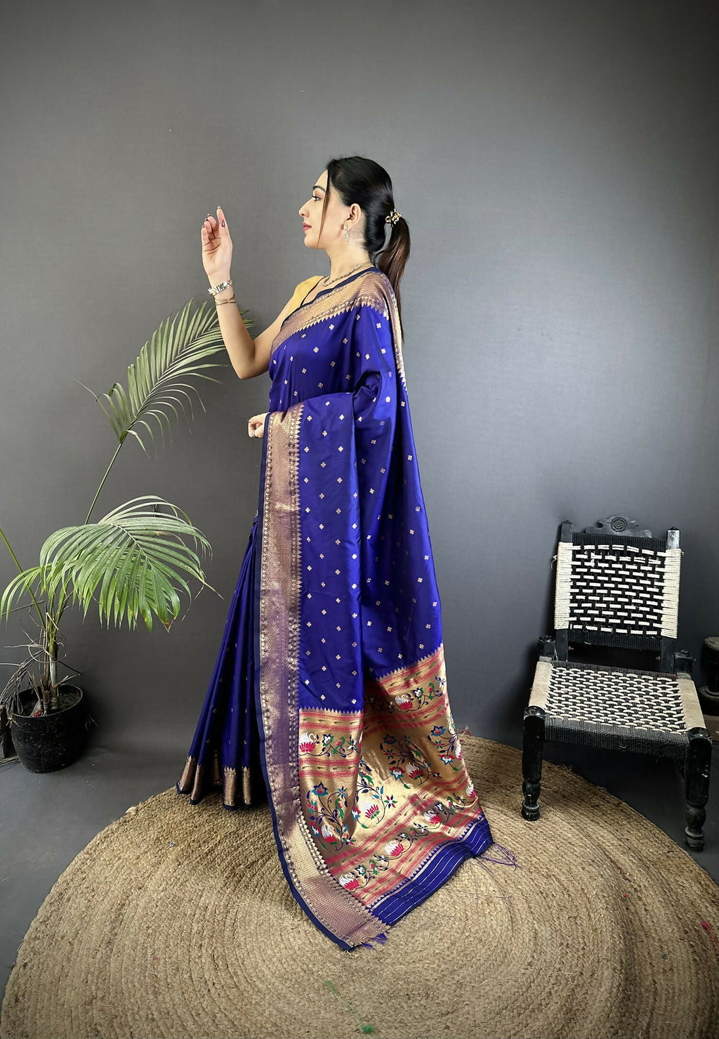 Royal Blue Butti Woven Soft Lichi Silk Paithani Saree
