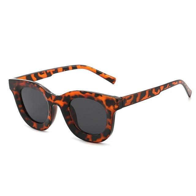 Round Fashion Sunglasses with Blue Light Filtering for Women