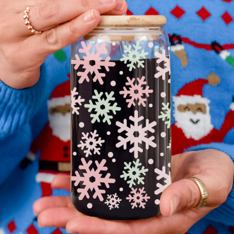 Pastel Snowflakes 17oz