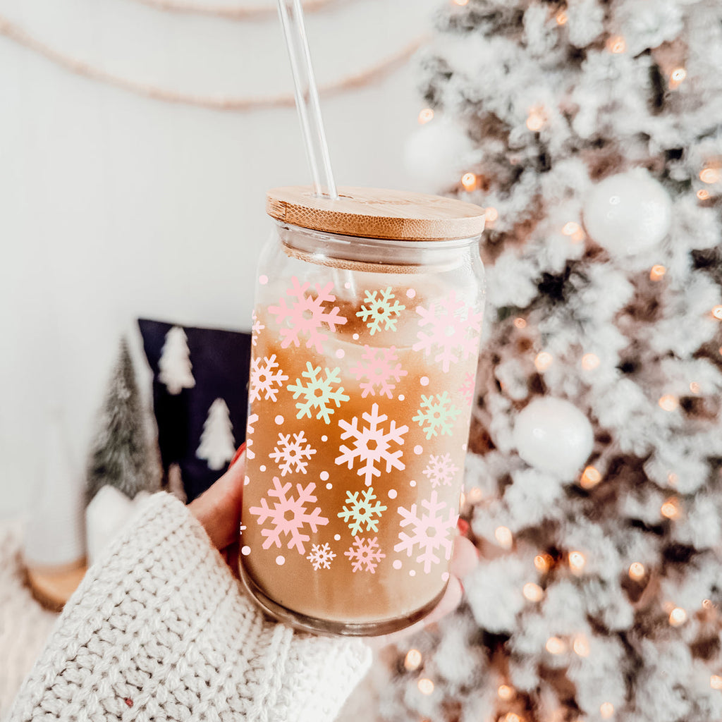 Pastel Snowflakes 17oz