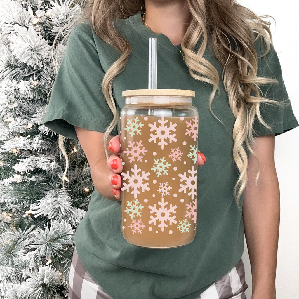Pastel Snowflakes 17oz