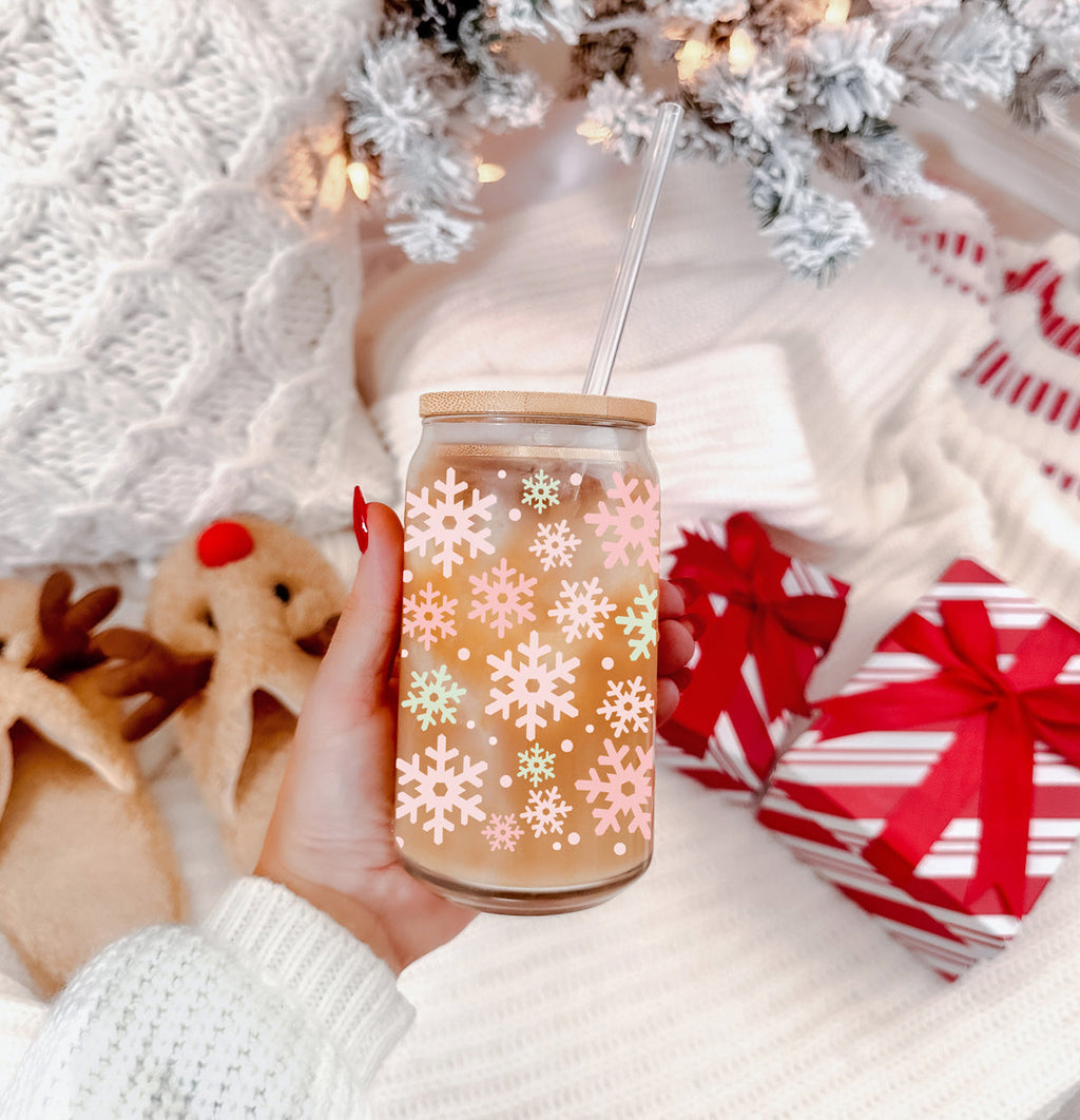 Pastel Snowflakes 17oz