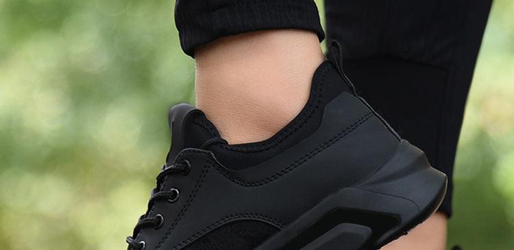 Black Lightweight Athletic Running & Gym Sneakers