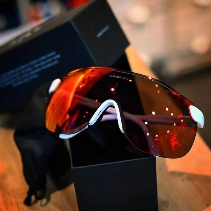 Minimalist sport cycling sunglasses with adjustable legs and anti-fog ventilation