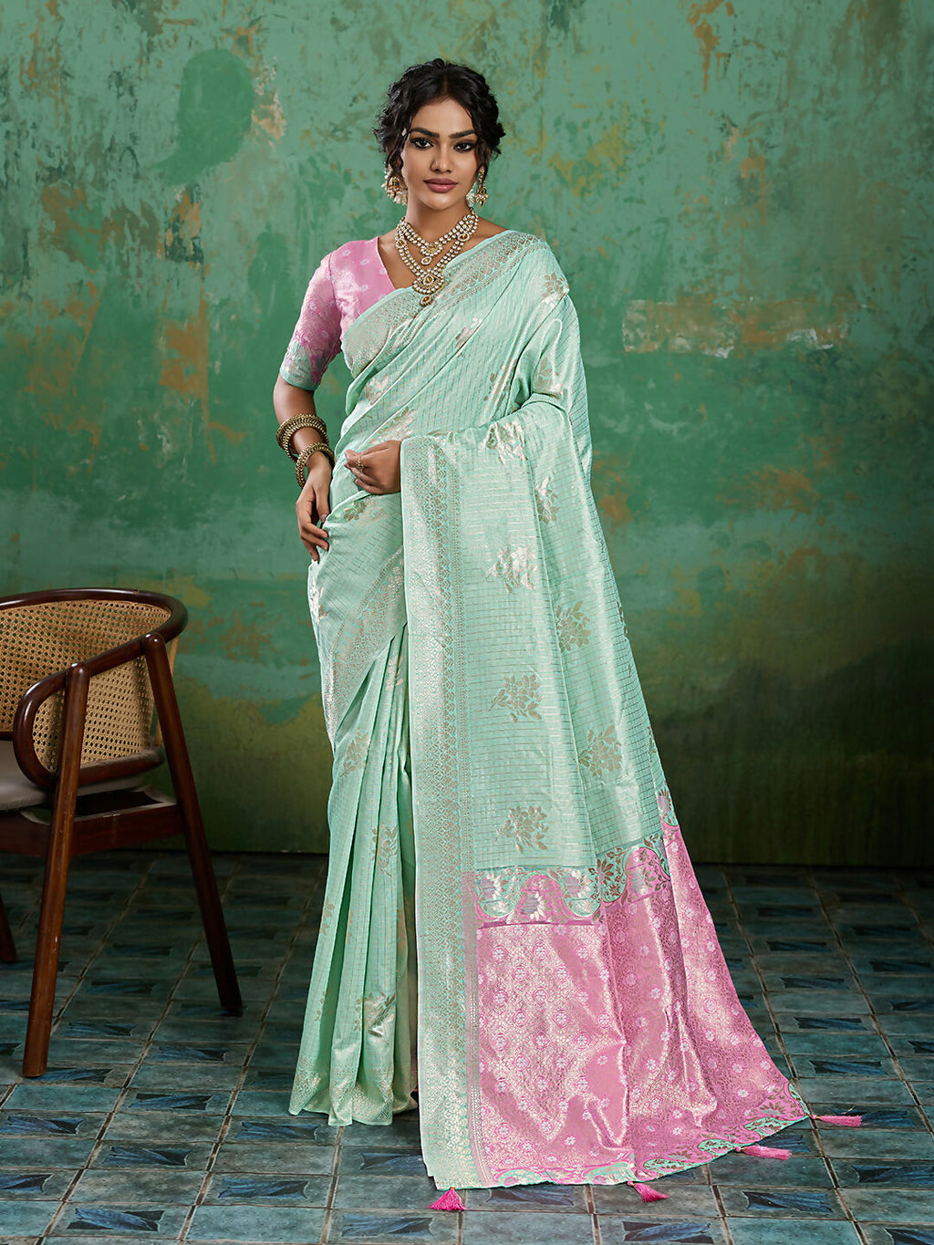 Rama green linen cotton saree with matching blouse piece