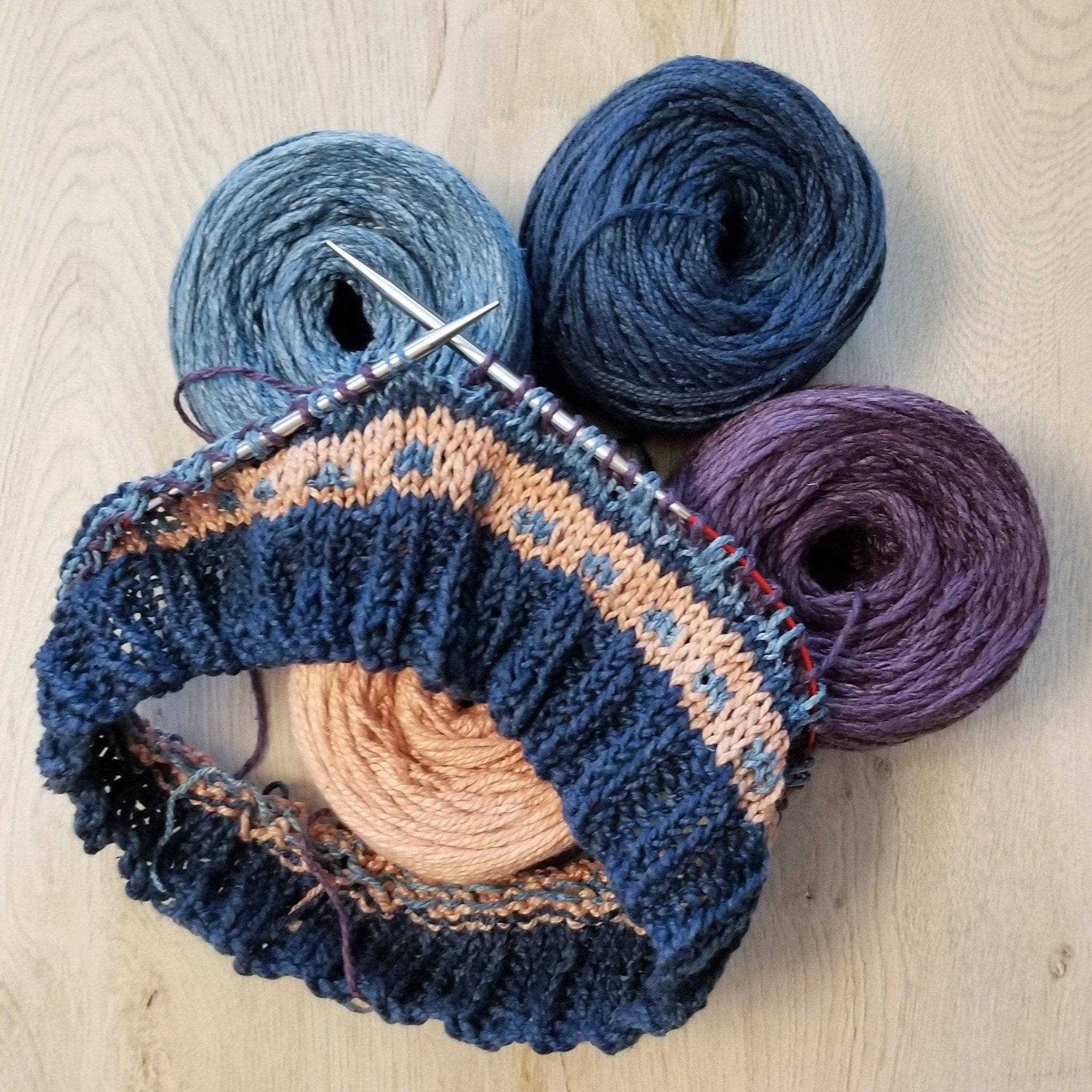 Stripe-A-Dots Hat and Fingerless Gloves Knitting Pattern
